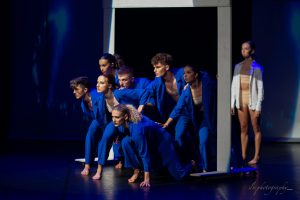 Spectacle "Regarde-moi" @ Centre Culturel Jean Bernard